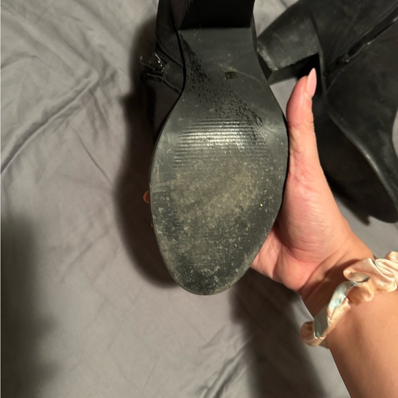 Black Women's Ankle Boots - Picture 6 of 6